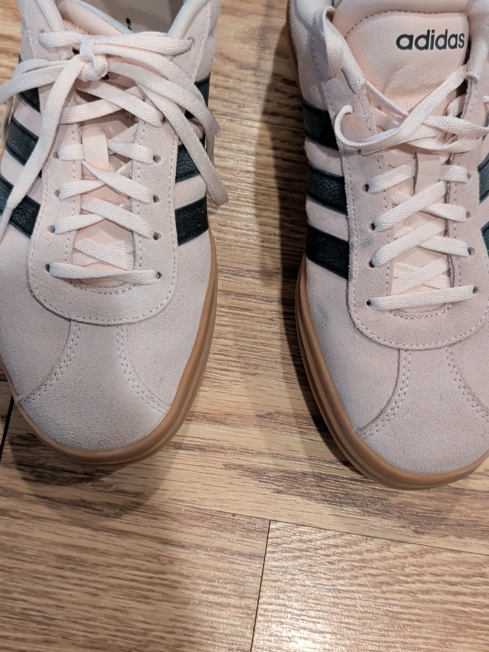adidas Womens Suede Sneakers in Light Pink with Navy Stripes and Gum Sole - Picture 5 of 7